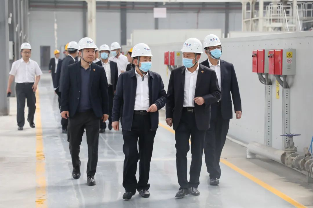 陜建產投集團董事長、黨委副書記付超鋒深入銅川兩公司調研
